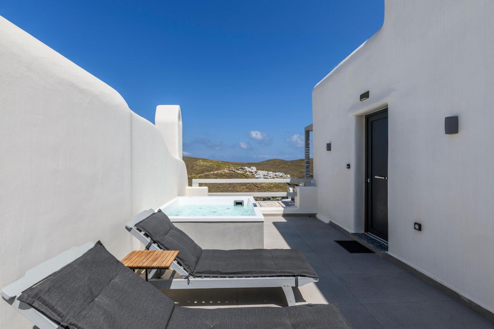 The Mykonist Merchia Beach Villas & Suites Εξωτερικό φωτογραφία