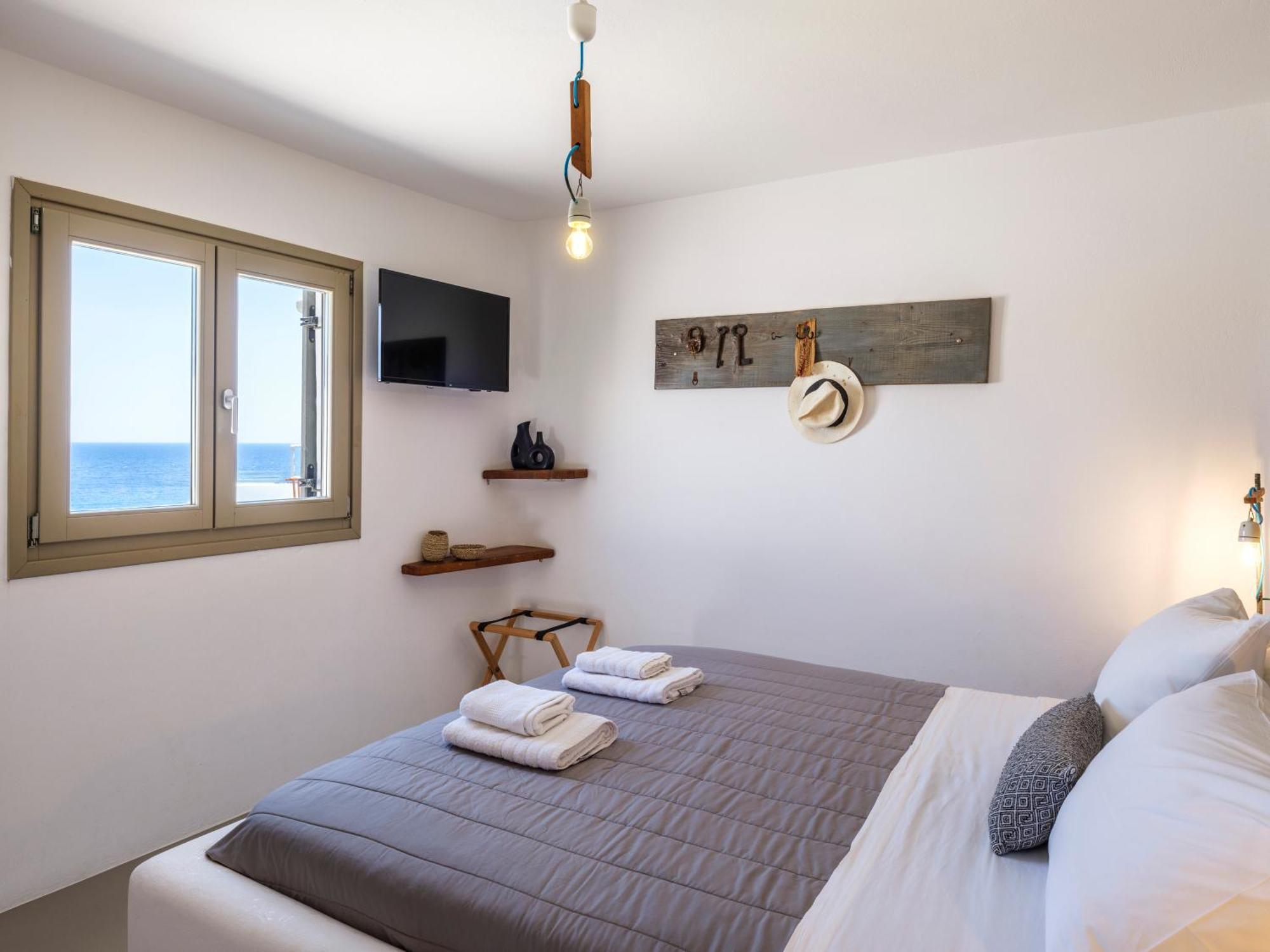 The Mykonist Merchia Beach Villas & Suites Εξωτερικό φωτογραφία