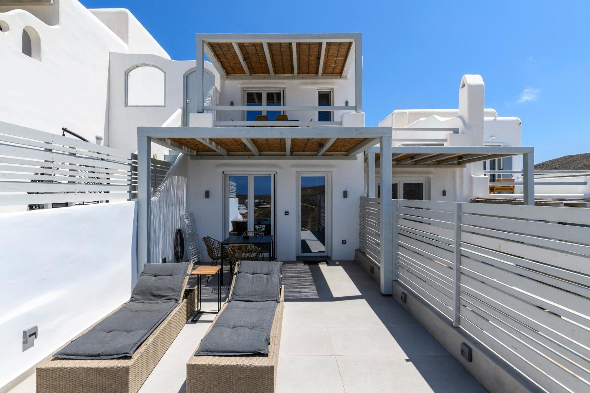 The Mykonist Merchia Beach Villas & Suites Εξωτερικό φωτογραφία