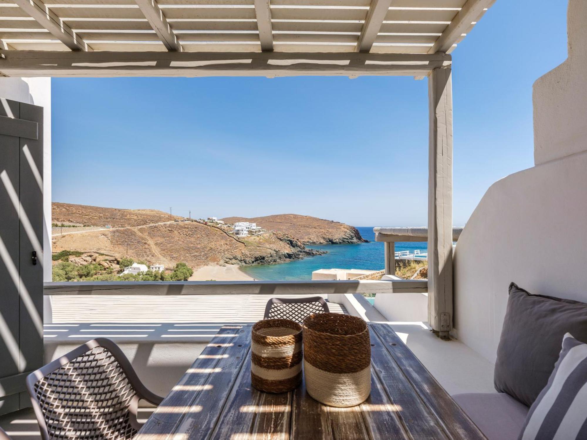 The Mykonist Merchia Beach Villas & Suites Εξωτερικό φωτογραφία