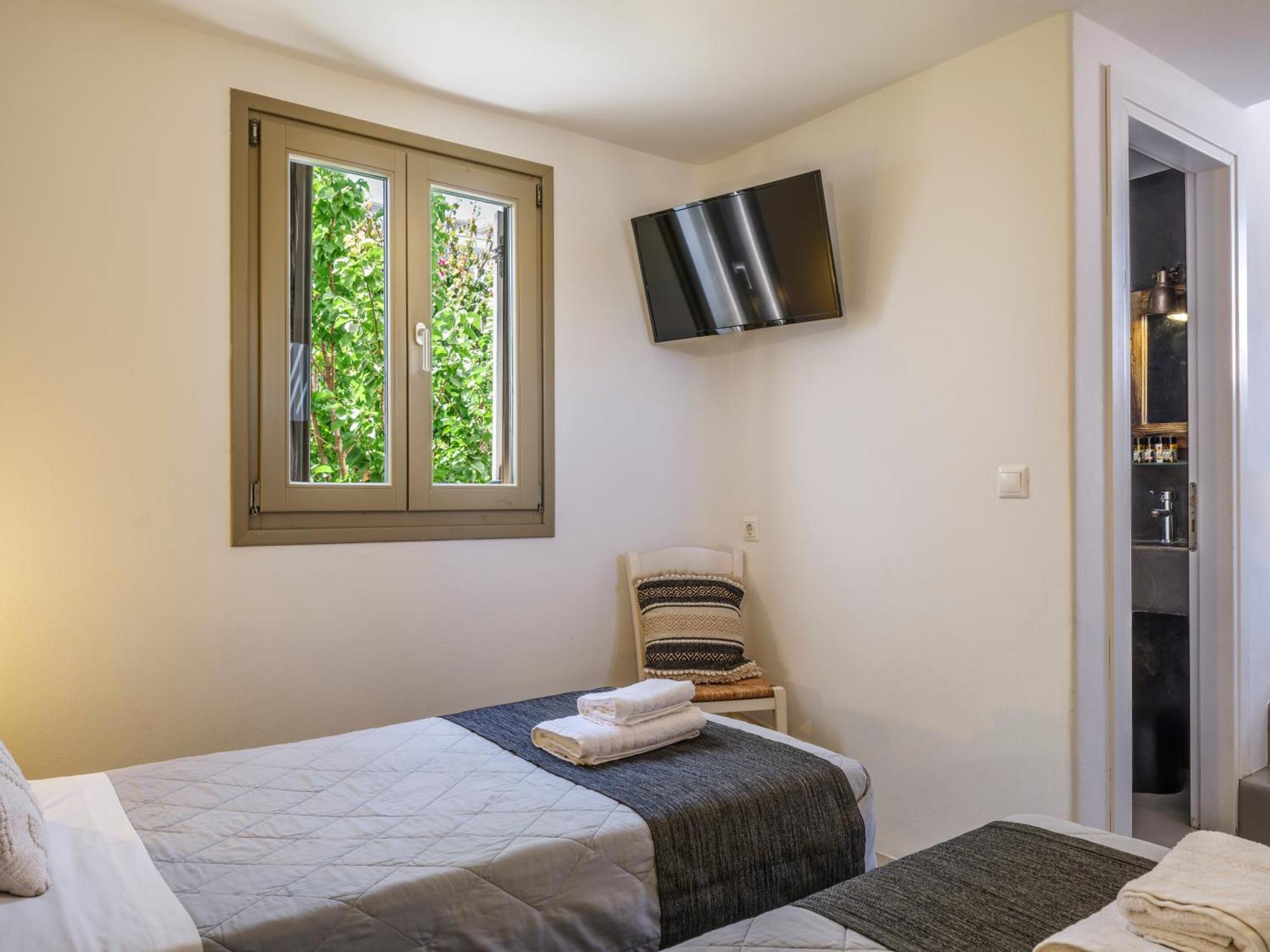 The Mykonist Merchia Beach Villas & Suites Εξωτερικό φωτογραφία