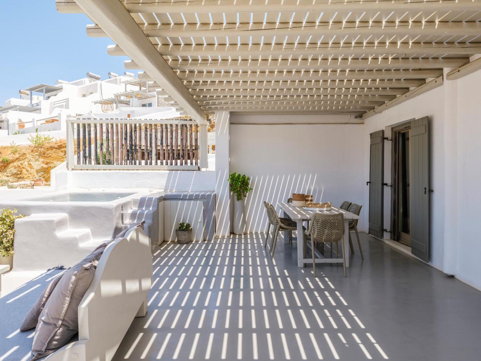 The Mykonist Merchia Beach Villas & Suites Εξωτερικό φωτογραφία