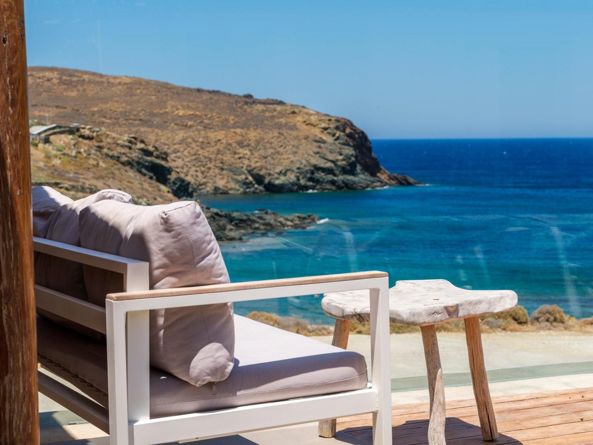 The Mykonist Merchia Beach Villas & Suites Εξωτερικό φωτογραφία
