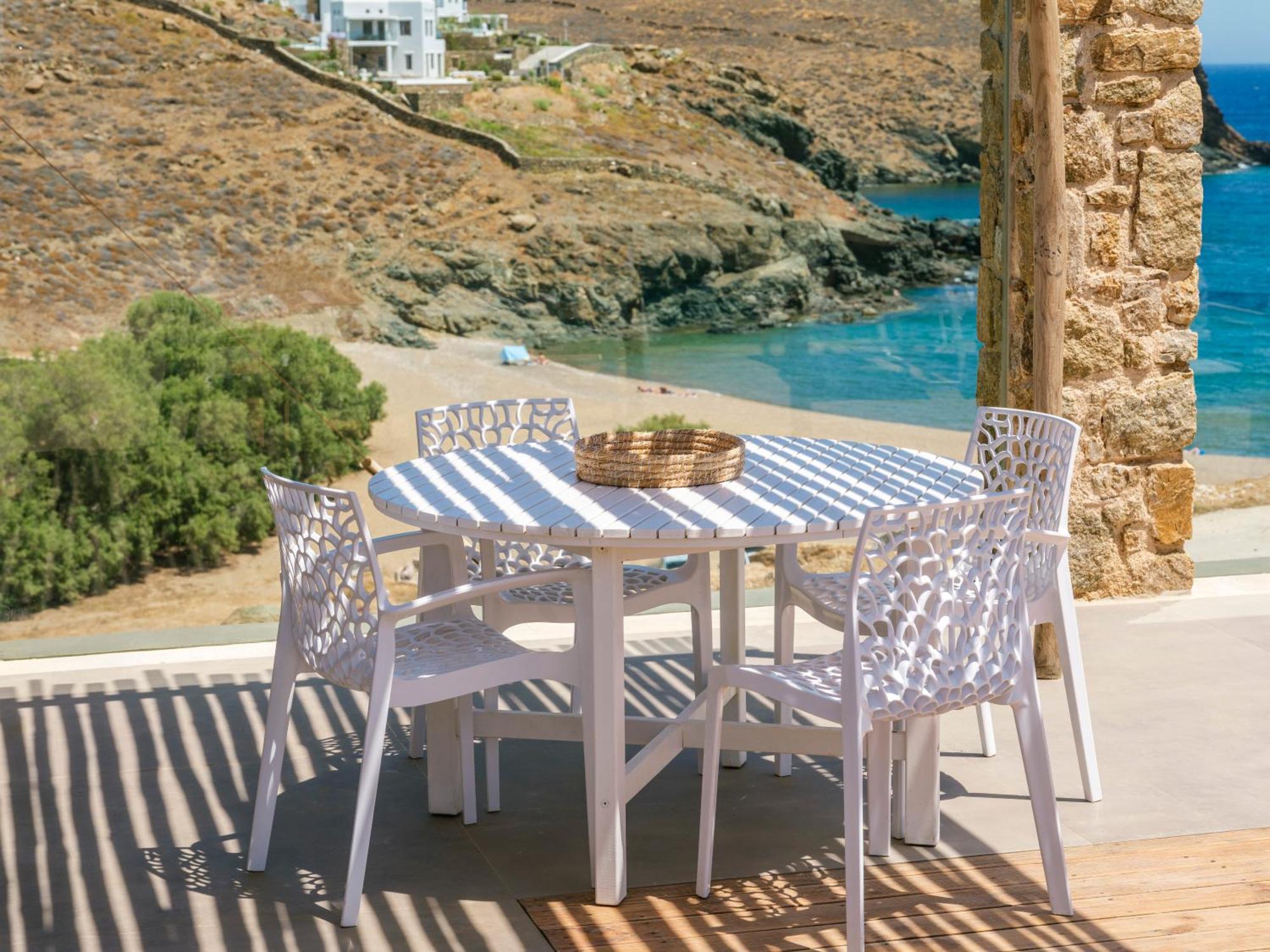 The Mykonist Merchia Beach Villas & Suites Εξωτερικό φωτογραφία